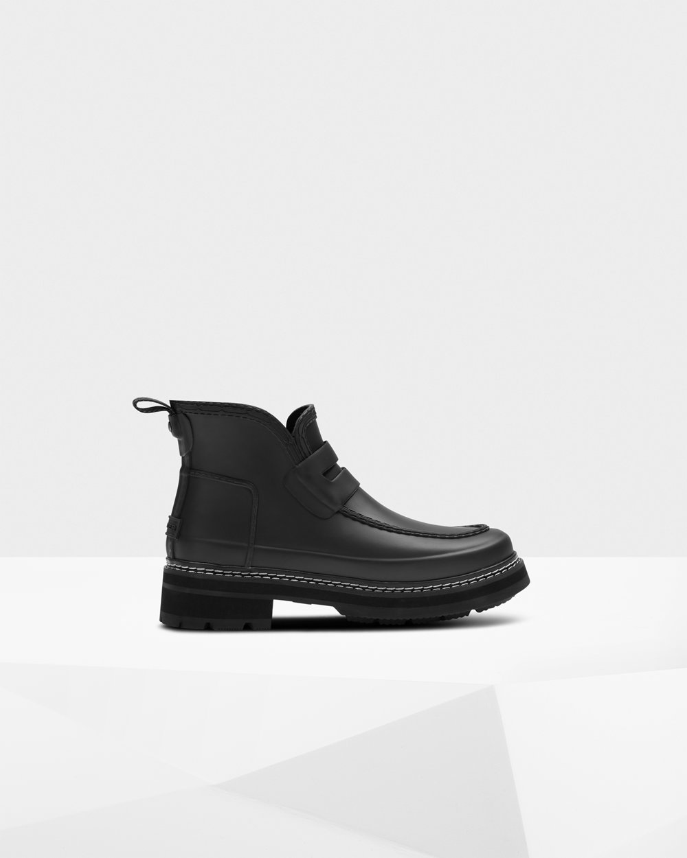 Womens Chelsea Boots - Hunter Refined Stitch Detail Loafers (91UAFSBIT) - Black